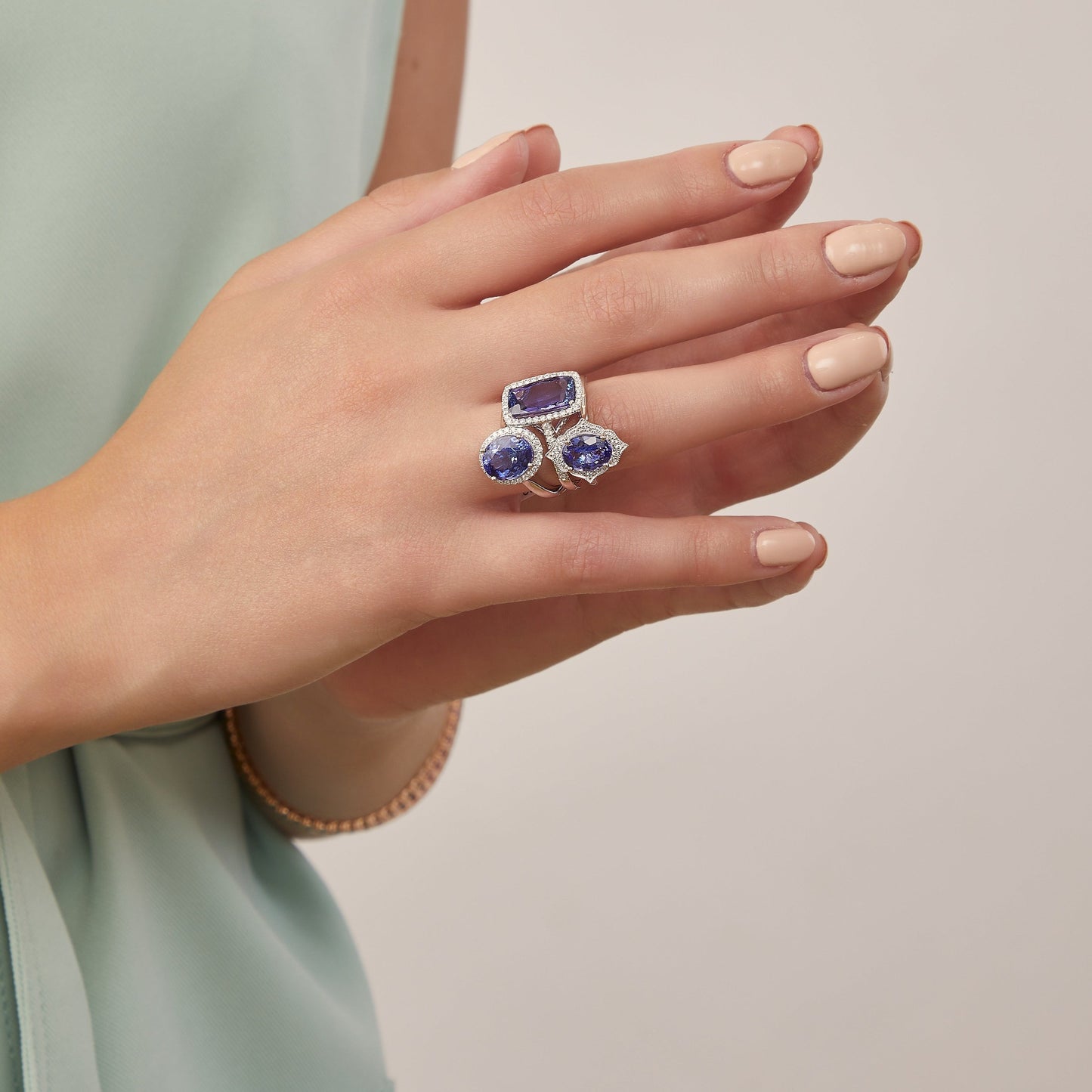 Tanzanite & Diamond Vintage Ring