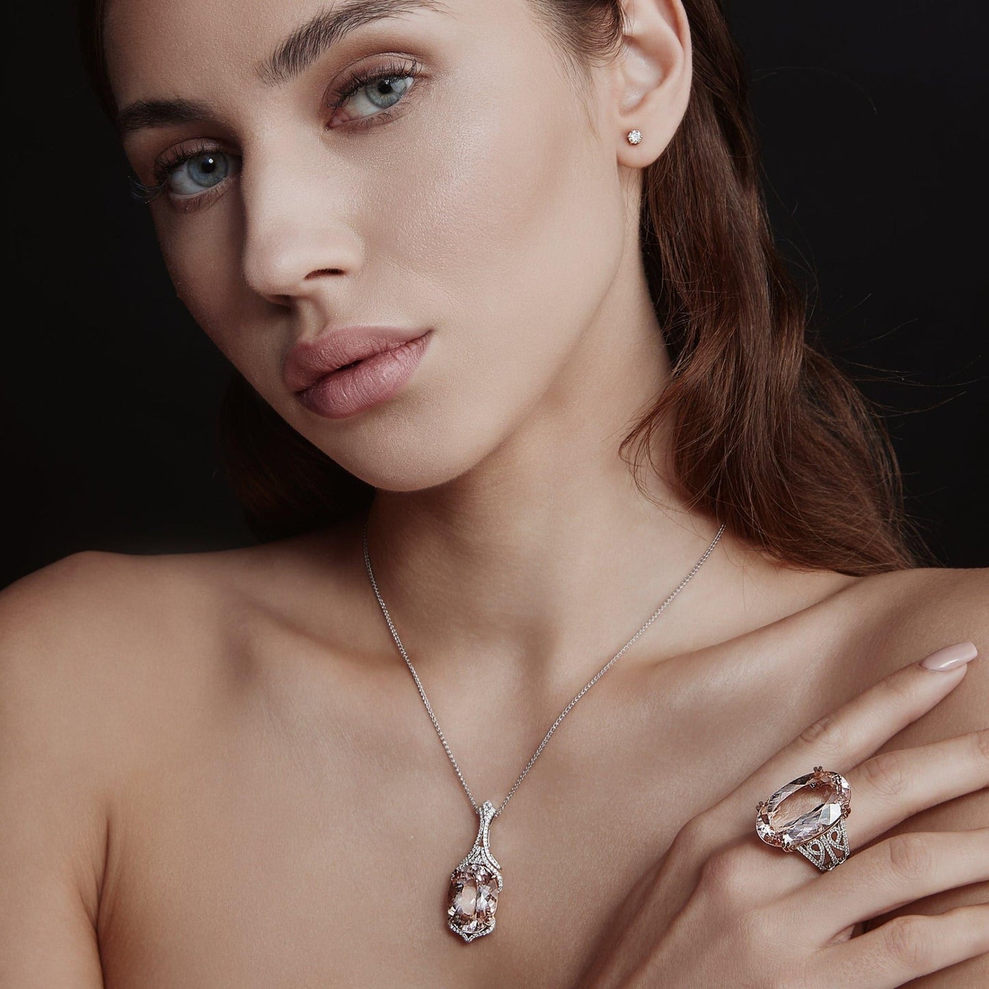 Oval Morganite & Diamond Pendant | 18ct White Gold - Rosendorff Diamond Jewellers