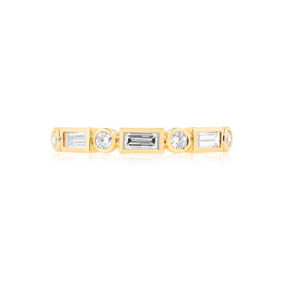 Baguette & Round Brilliant Bezel Diamond Ring | 18ct Yellow Gold