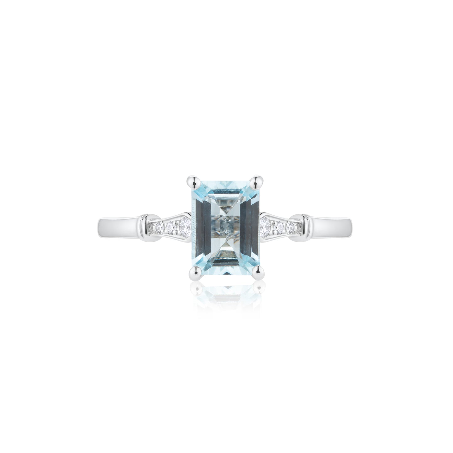 Fancy Vintage Aquamarine & Diamond Ring